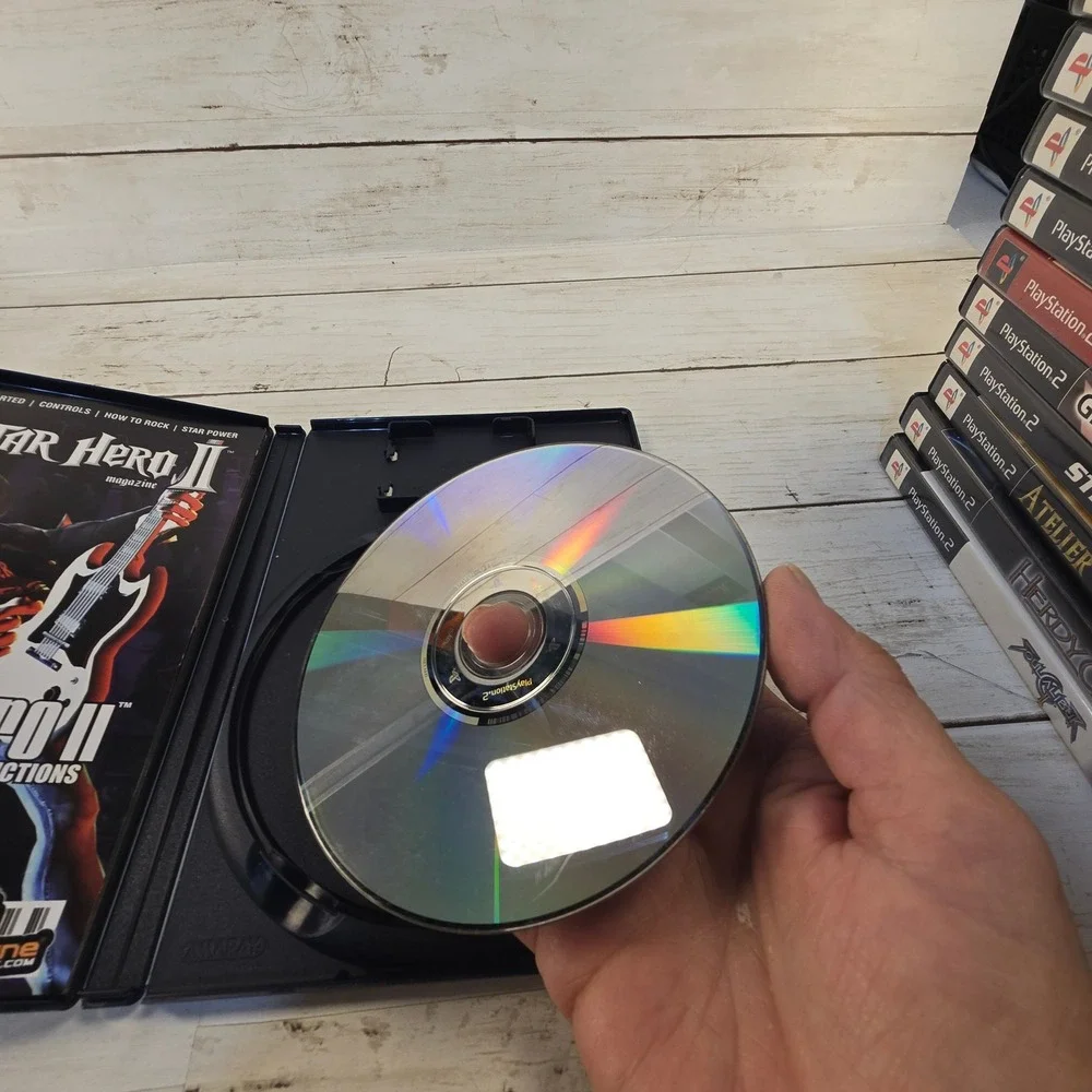 Guitar Hero II 2 Sony PlayStation 2 PS2 Game with Manual RedOctane Activision